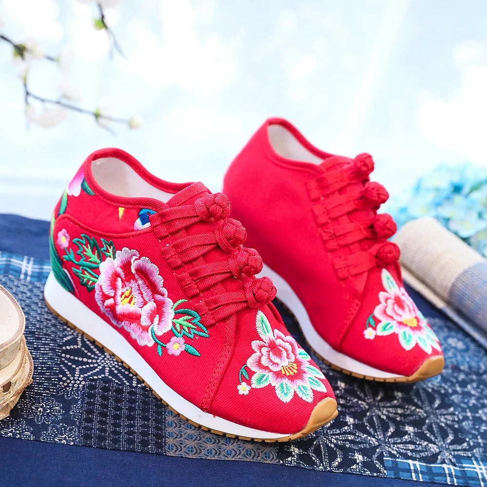 Veowalk New Spring Women's Flower Embroidered Flat Platform Shoes Chinese Ladies Casual Comfort Denim Fabric Sneakers Shoes