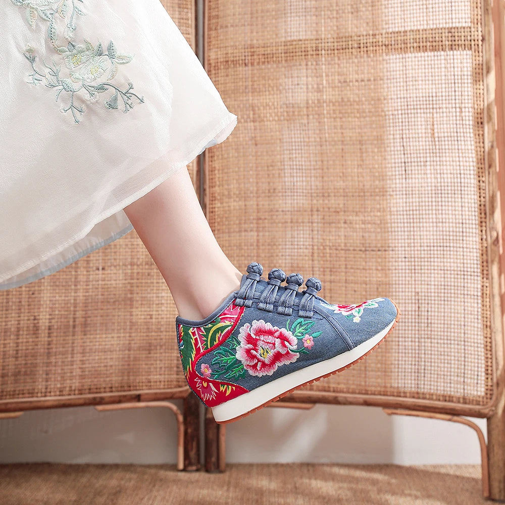 Veowalk New Spring Women's Flower Embroidered Flat Platform Shoes Chinese Ladies Casual Comfort Denim Fabric Sneakers Shoes