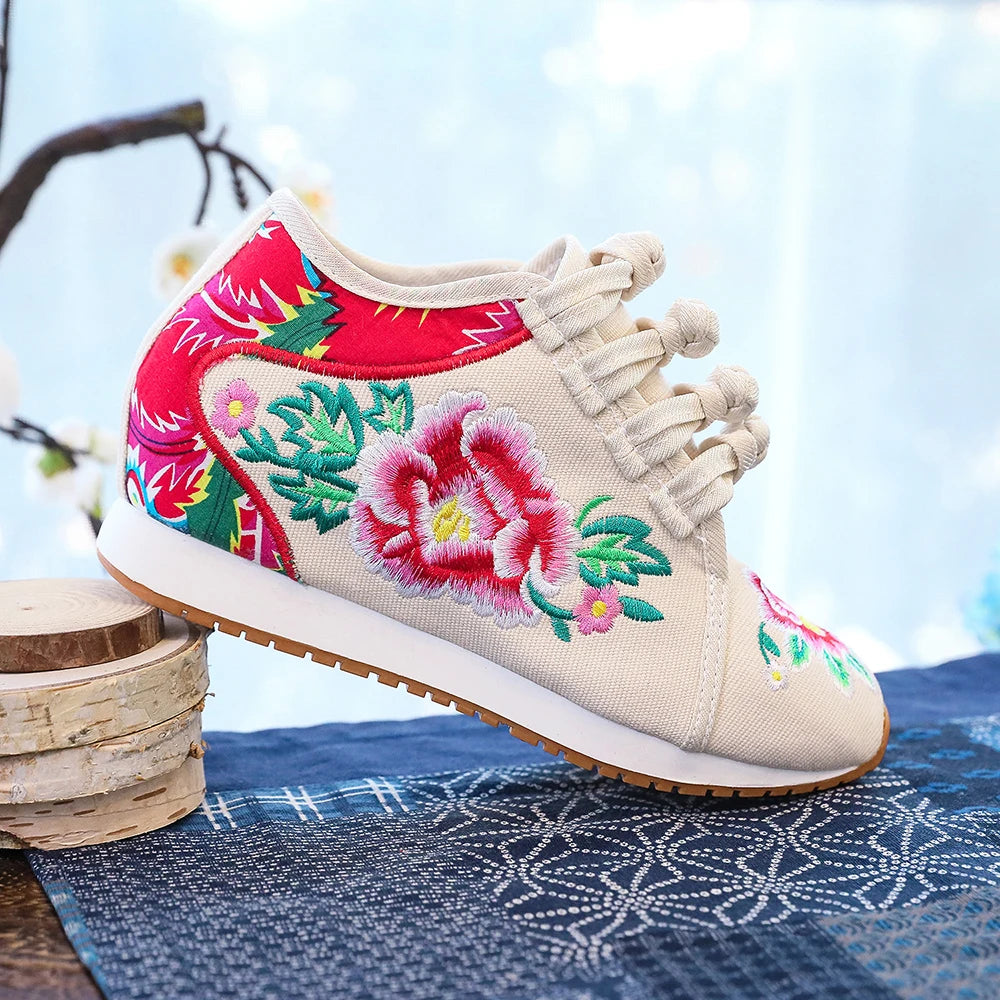 Veowalk New Spring Women's Flower Embroidered Flat Platform Shoes Chinese Ladies Casual Comfort Denim Fabric Sneakers Shoes