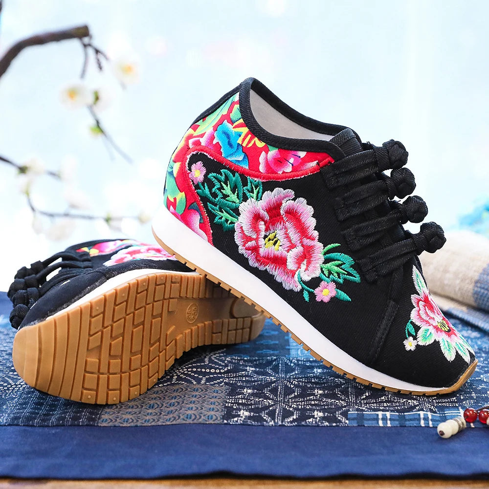 Veowalk New Spring Women's Flower Embroidered Flat Platform Shoes Chinese Ladies Casual Comfort Denim Fabric Sneakers Shoes